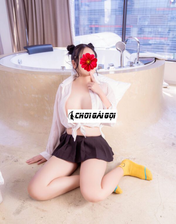 Ly Ly Gái Gọi Sóc Trăng Face xinh duyên ngoan hiền body bốc lửa kỹ năng làm tình điêu luyện 4 407027 600x763 1