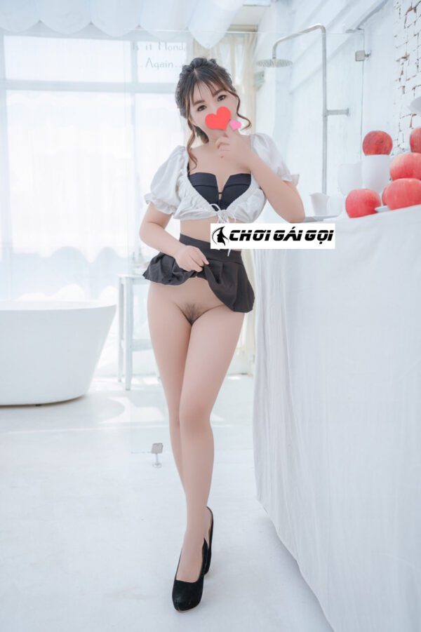 re up tuyet nhung net dep tre trung body rat chuan 1497653 original 600x901 1